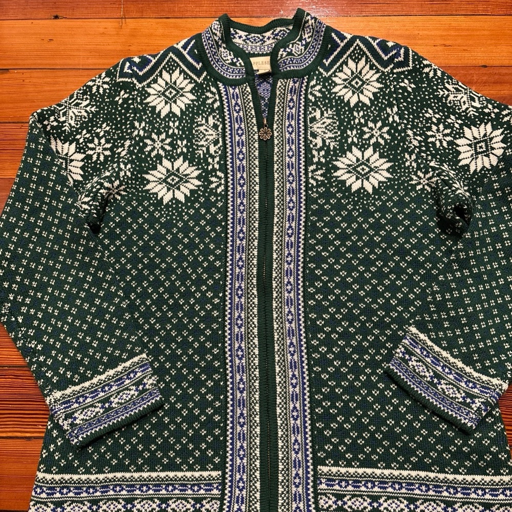 Women’s Appleseeds Holiday Fair Isle Nordic Wool blend sweater, full zip, large
